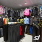 Wall Strip upright for clothing displays