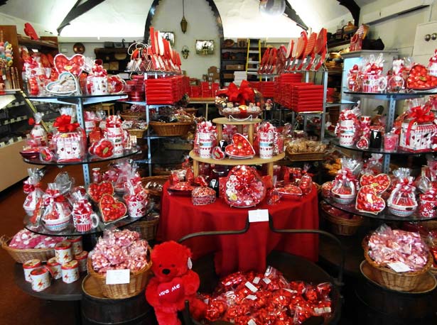 Retail valentines display
