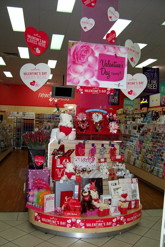 valentines day retail display